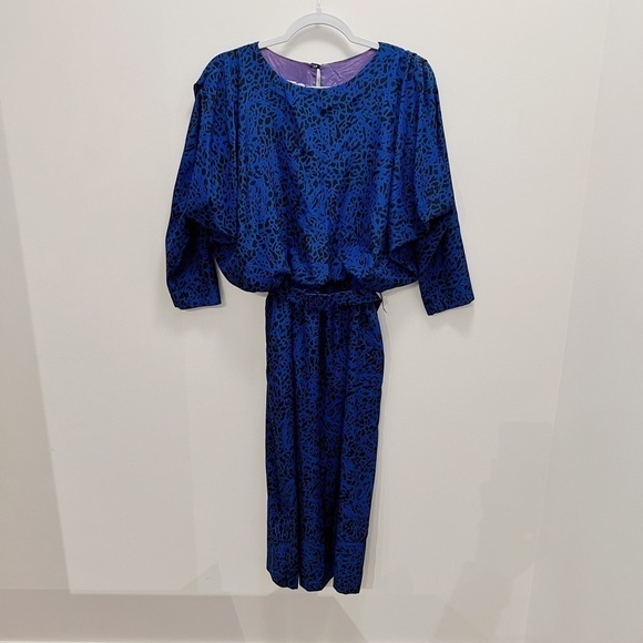 Savannah | Vintage 90s Batwing Dress - Picture 8 of 8